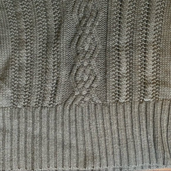 Banana Republic merino wool sweater. Short sleeve - Picture 8 of 11